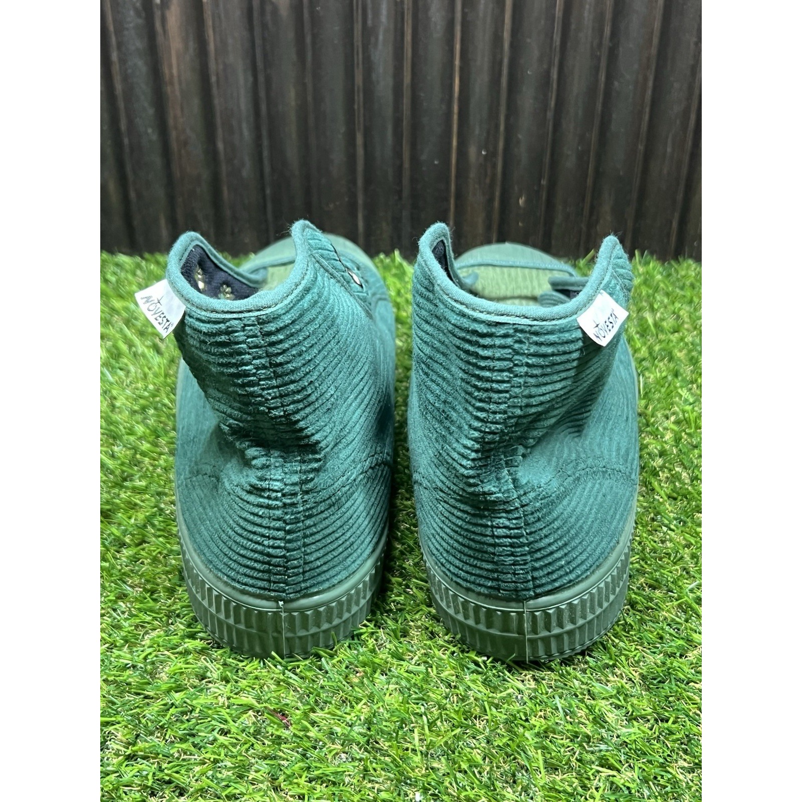Size 7 - Novesta Star Dribble Corduroy Sneakers Green-Khaki Uk 6.5/Eur 26.5 — image 5 of 8
